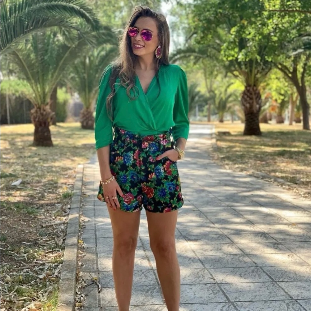 Zara Black Floral Print High Waist Shorts - Picture 7 of 9